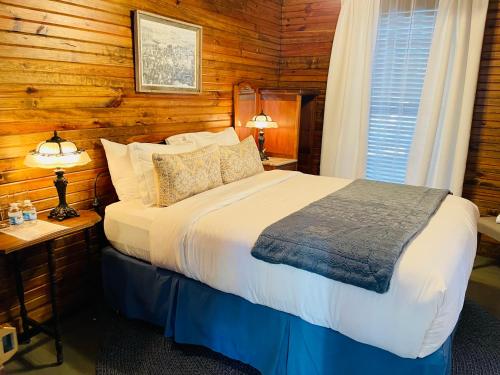 Dabbs Hotel Bed and Breakfast Review