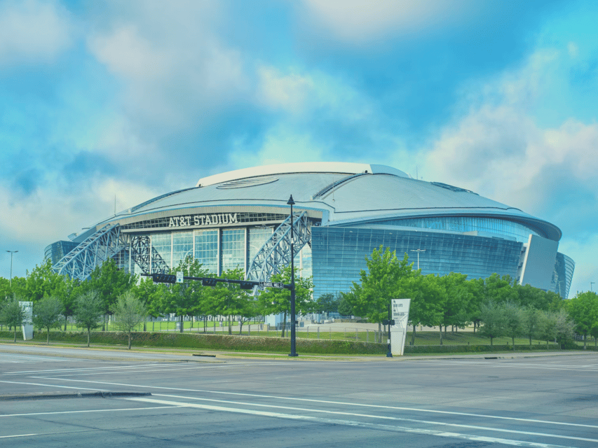 Dallas: Dallas Cowboys Football Game Ticket at AT&T Stadium - Features of AT&T Stadium