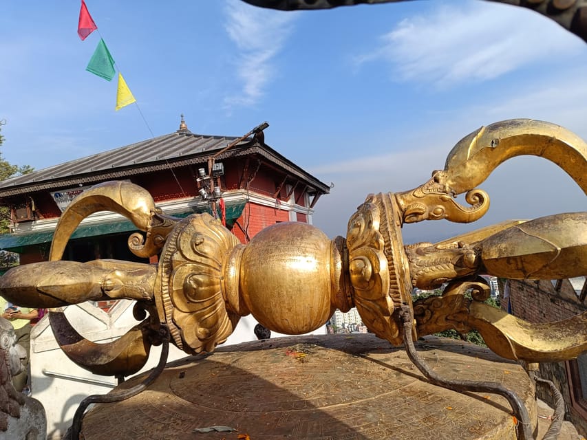 Day Tour to Swayambhunath Stupa - Experience the Swayambhunath Stupa