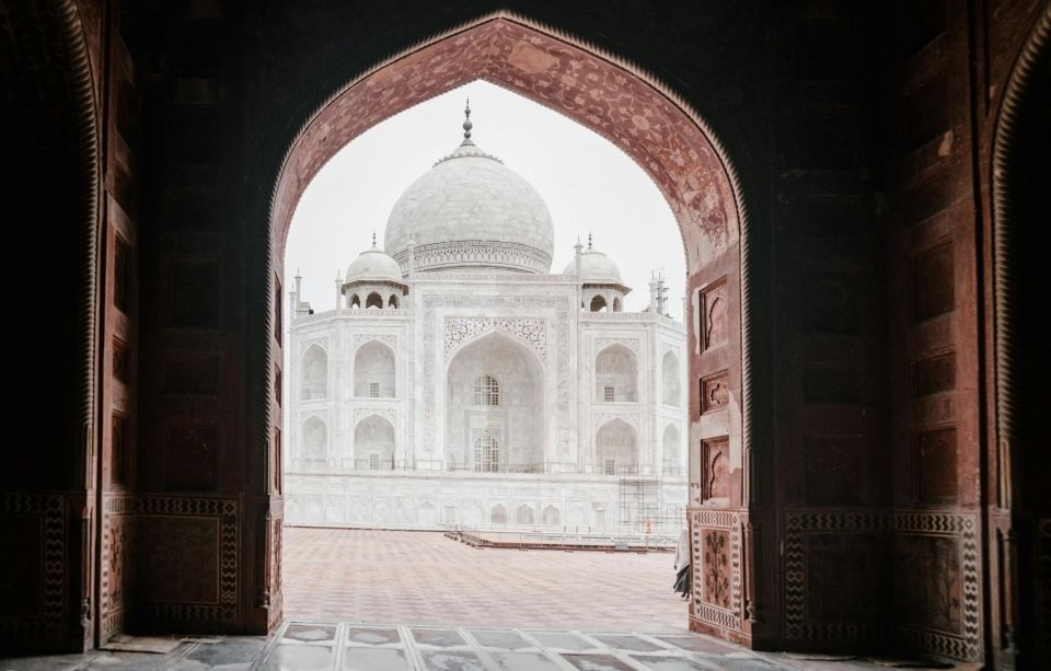 Day Trip to Taj Mahal, Agra Fort, and Baby Taj From Delhi - Transportation Details