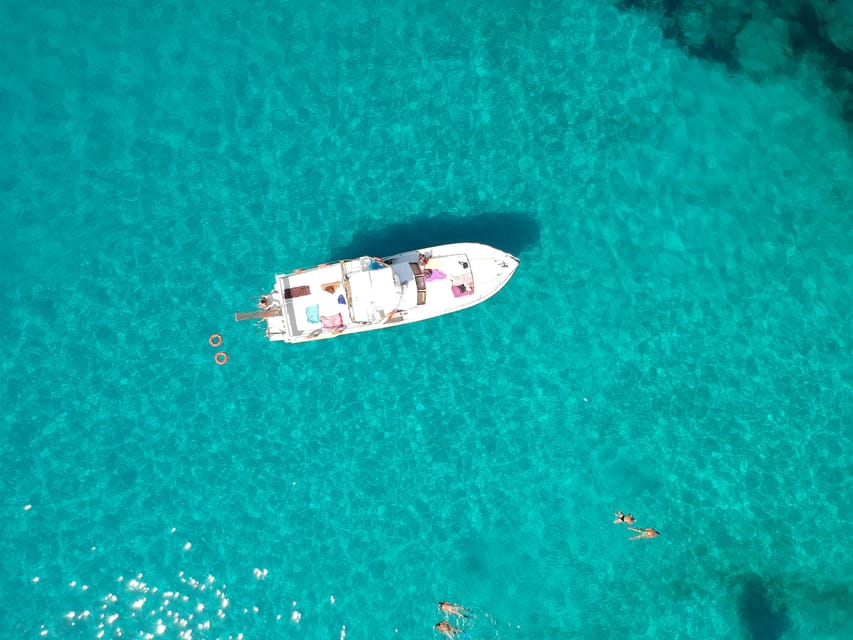 Daytime Boat Excursion in Lampedusa With Typical Local Lunch - Itinerary and Highlights