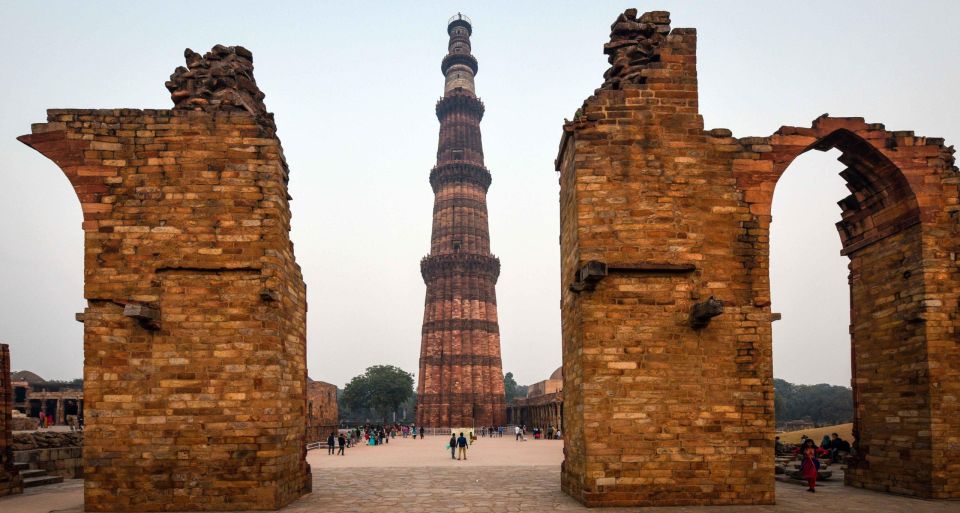 Delhi Archaeological Sites Day Tour - Itinerary Highlights