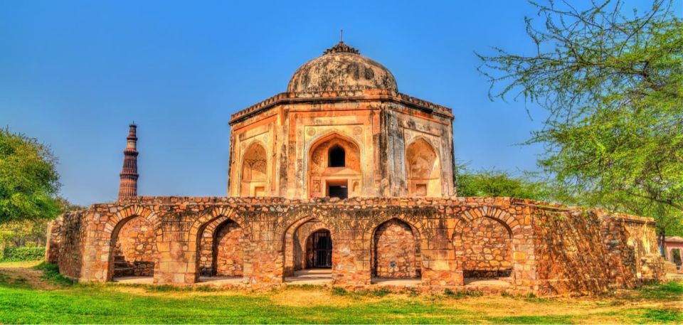 Delhi: Mehrauli With Some Prominent Sites Walk Tours - Historical Sites to Explore