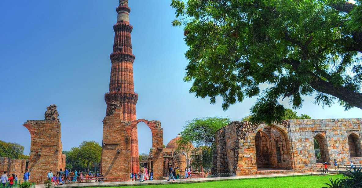 Delhi: Old and New Delhi Sightseeing Private Day Tour - Itinerary Highlights