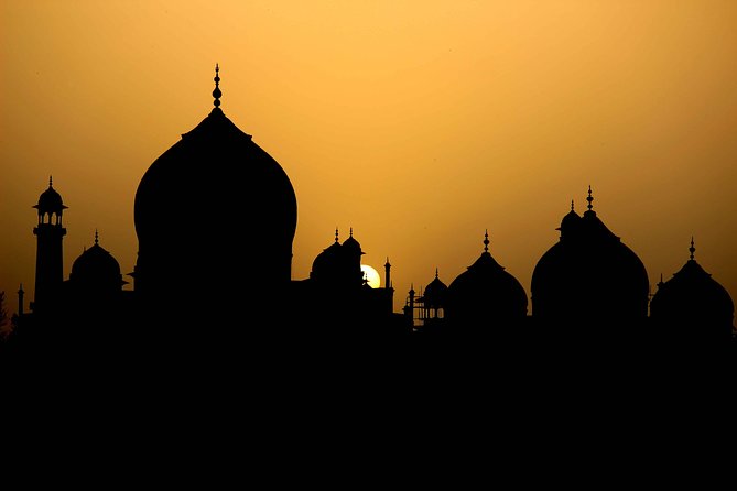 Delhi to Taj Mahal Tour By Private Air Conditioning Car - Itinerary Details