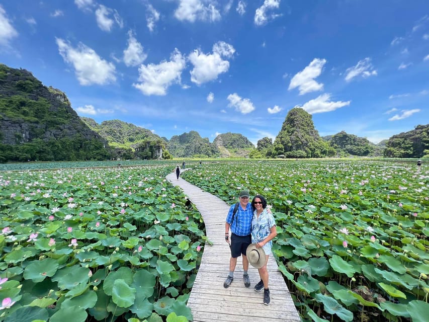 Deluxe and Small Group Tour in Hoa Lu Tam Coc Mua Cave - Itinerary Highlights