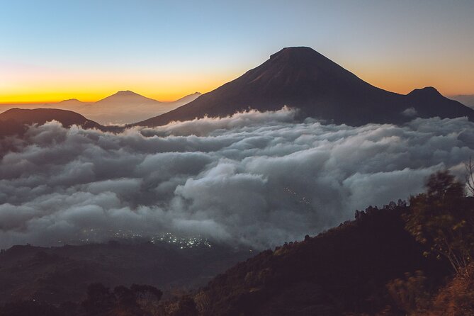 Dieng Plateau With Sikunir Sunrise Full-Day Tour - Tour Inclusions and Logistics