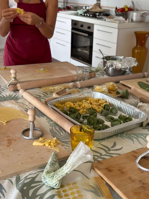 Dining Experience in a Local House With Lake View - Class Duration and Pricing
