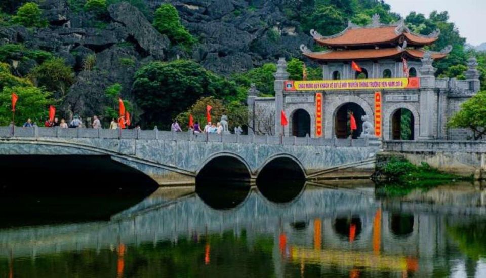 Discover Ninh Binh Eco-Tourism: Hoa Lu - Trang an - Mua Cave - Detailed Itinerary