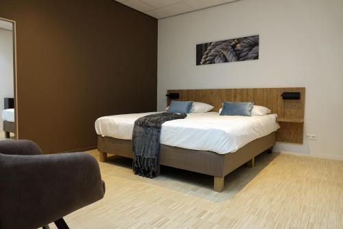 Dock Hotel Stellendam - Accommodation Options