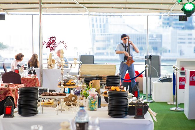 Dubai Marina Dinner Cruise With Live Music & Drink Options - Dining Options Available