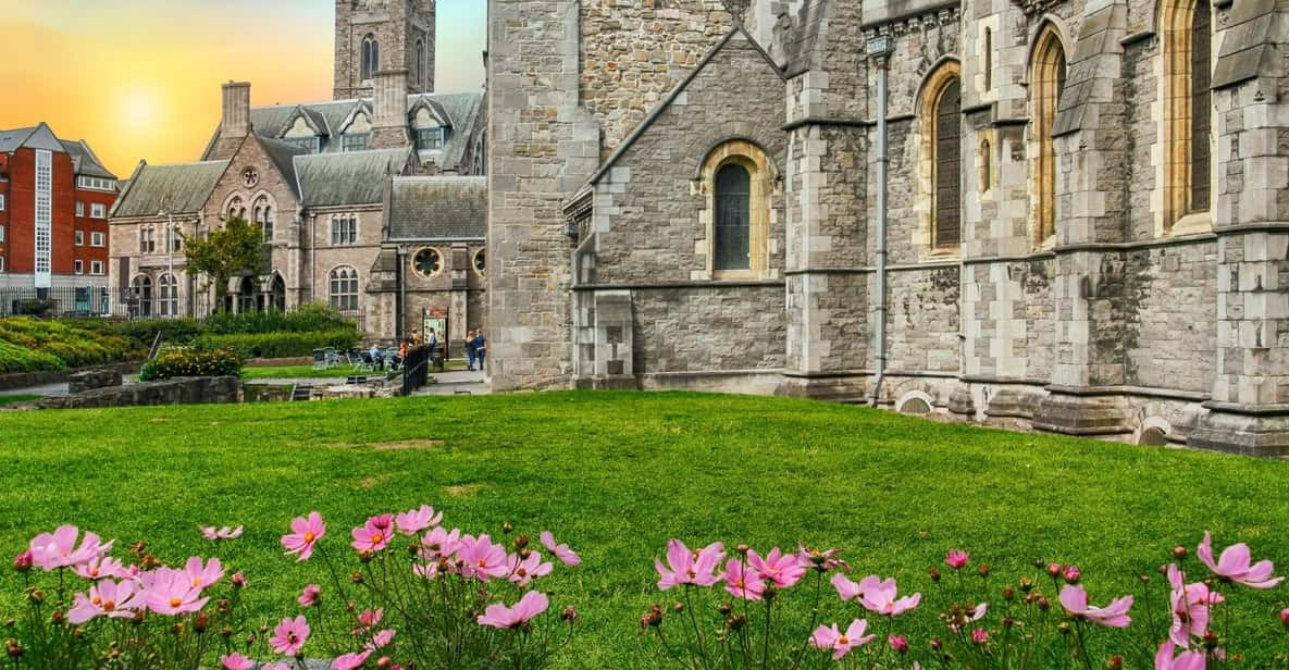 Dublin: Book of Kells, Dublin Castle and Christ Church Tour - Itinerary Breakdown