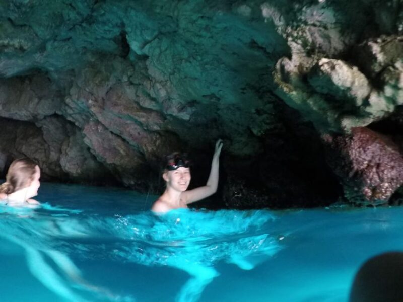 Dubrovnik: Blue Cave & Sunj Beach Boat Tour With Drinks - Itinerary and Activities