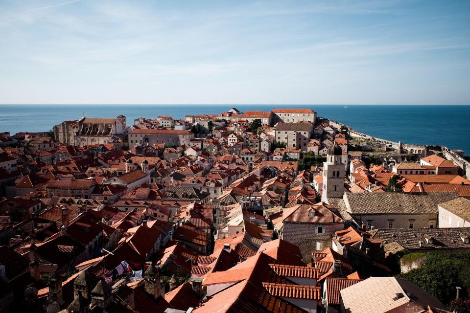 Dubrovniks Jewish Heritage Tour: Unveiling the Past - Historic Synagogue: Architectural Splendor