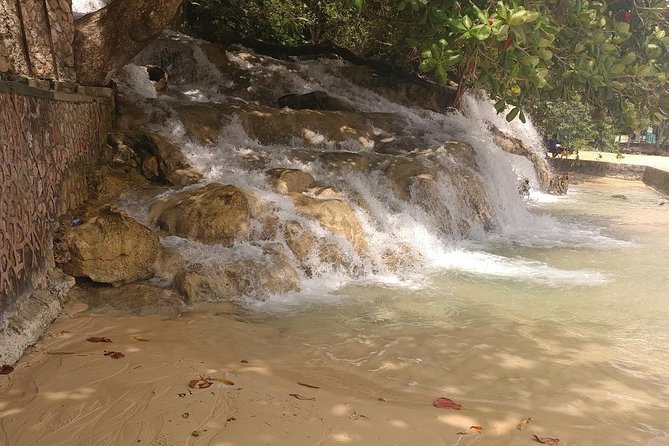 Dunns River Falls Scenic Tour - Climbing Experience