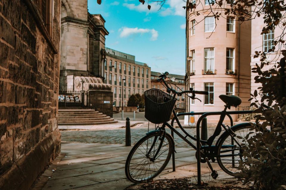 Edinburgh: Capture the Most Photogenic Spots With a Local - Pricing and Booking Details