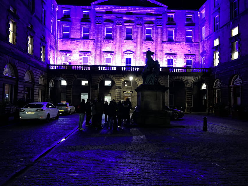 Edinburgh: Ghost and Dark Side of the City Walking Tour - Highlights of the Experience