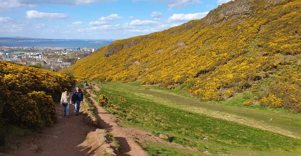 Edinburgh: Guided Arthurs Seat Hike - Itinerary Highlights