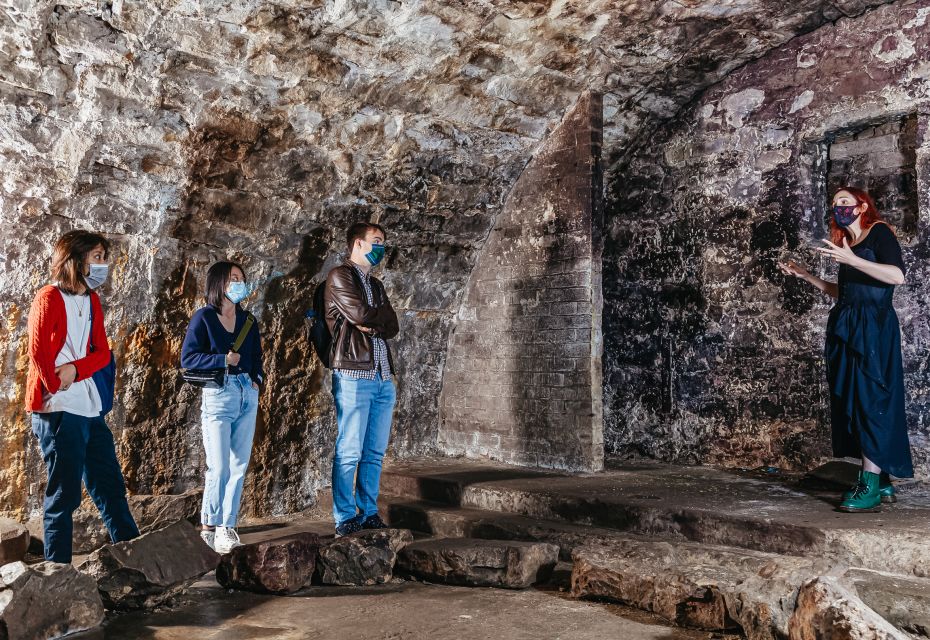 Edinburgh: Late-Night Underground Vaults Terror Tour - Experience Highlights