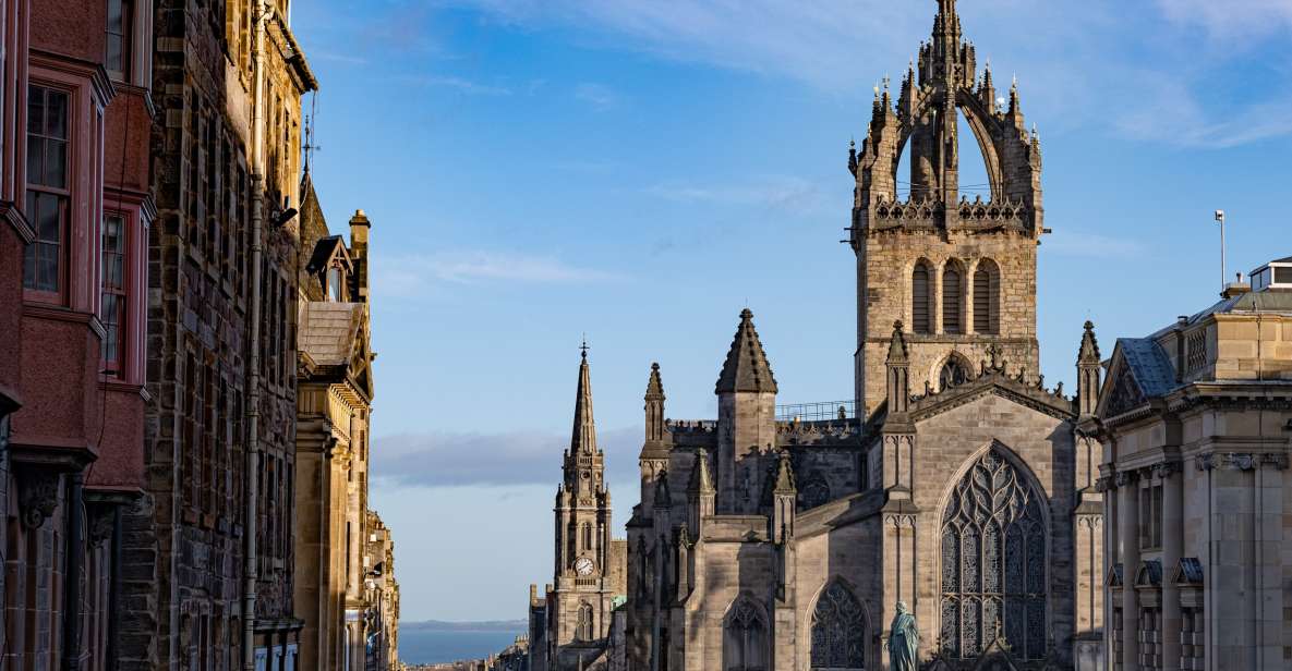 Edinburgh: Old Town Historical Tour - Key Attractions to Visit