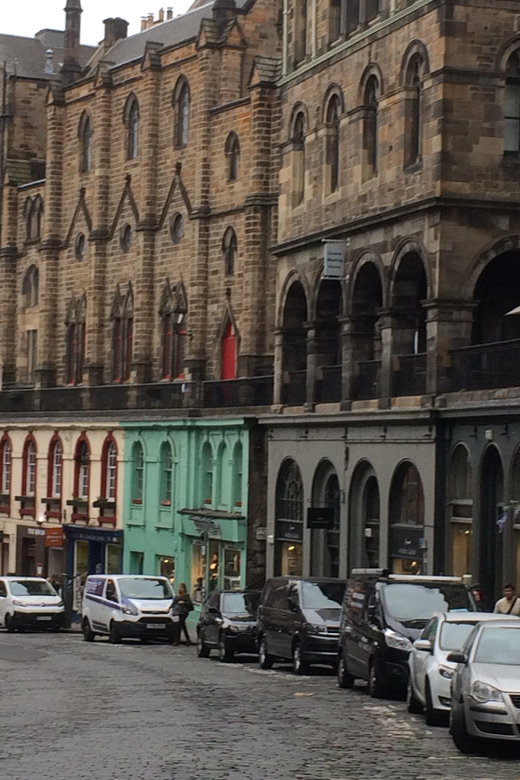 Edinburgh: Old Town Private Walking Tour With Historian - Highlights of the Tour