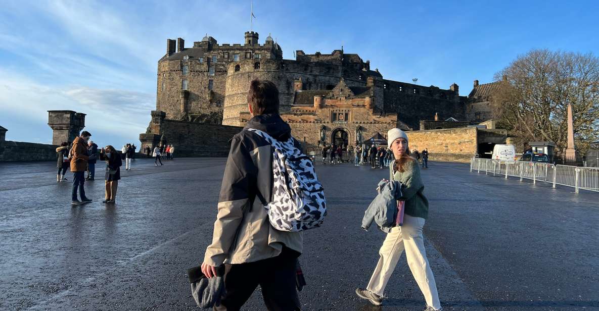 Edinburgh: Private Guided Tour of the Edinburgh Castle - Highlights of the Experience