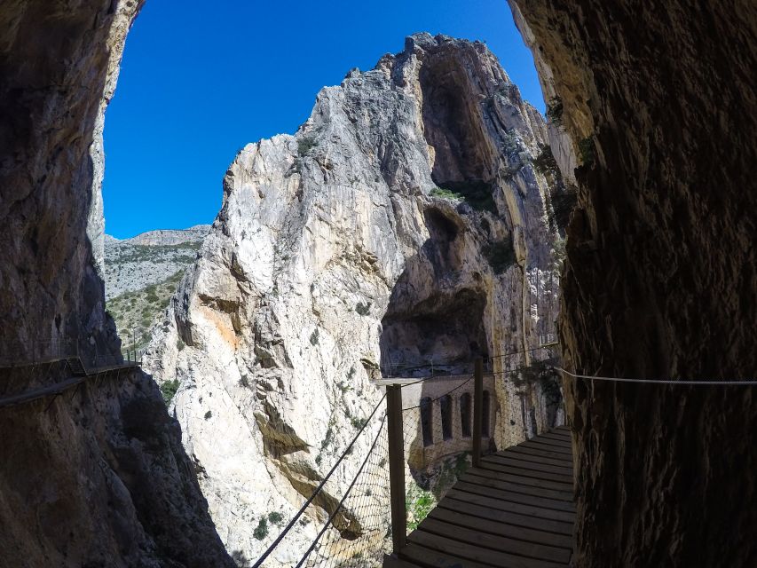 El Chorro: Caminito Del Rey Gorge Route Guided Walking Tour - Experience Highlights