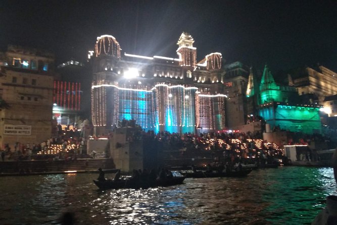 Evening Ceremony of Ganges in Varanasi With Official Tour Guide - Tour Highlights