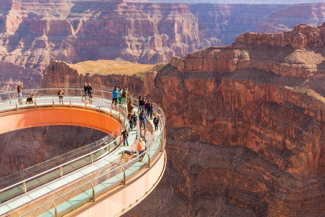 Exclusive Grand Canyon Hoover Dam Private Day Tour From Las Vegas - Accessibility Features and Participation