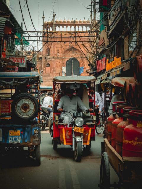 Explore Old Delhi in Tuk Tuk and New Delhi by Car - Tuk Tuk Adventure in Old Delhi