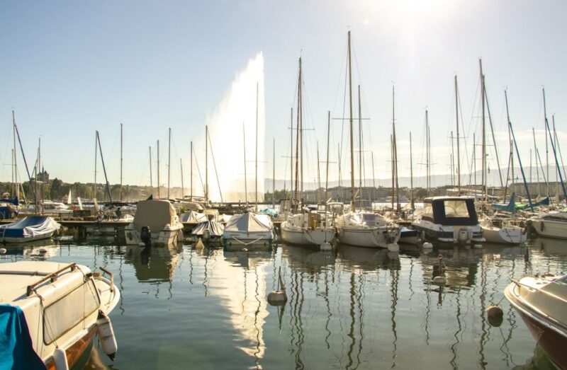 Explore the Best Guided Intro Tour of Geneva With a Local - Experience Highlights