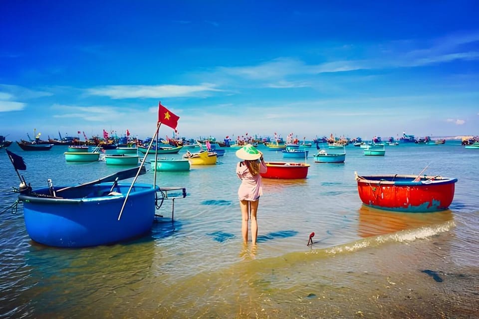 Explore the Mui Ne Sand Dunes at Sunset on a Day Trip - Itinerary Highlights