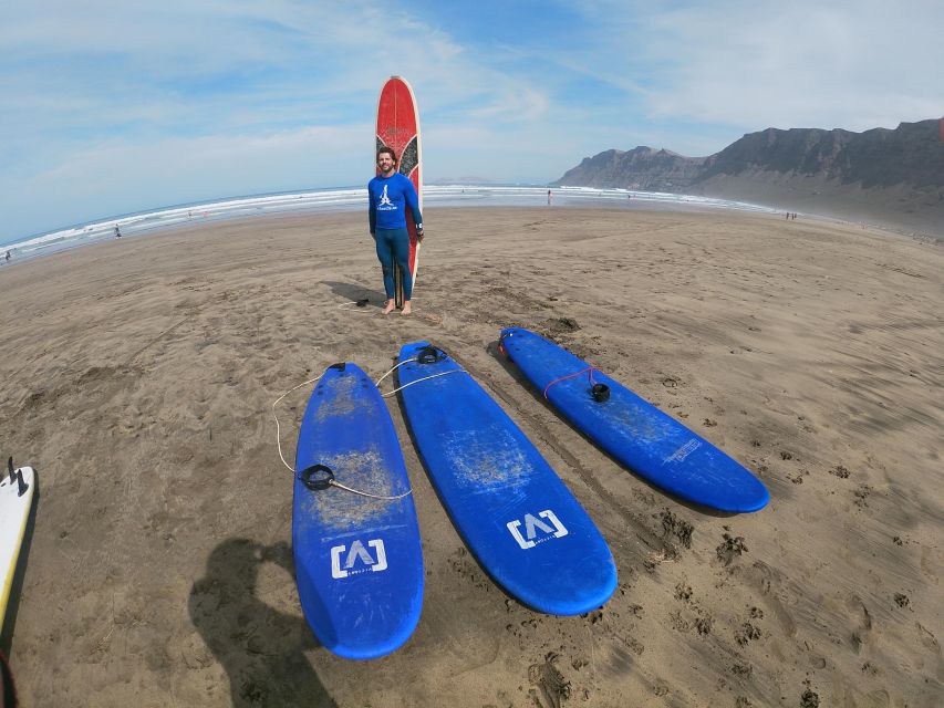 Famara : Surfing Lessons - Experience Highlights