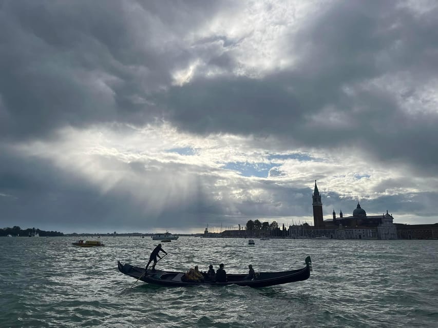 Feel Romantic Venice Without Kids for One Evening - Itinerary and Experience