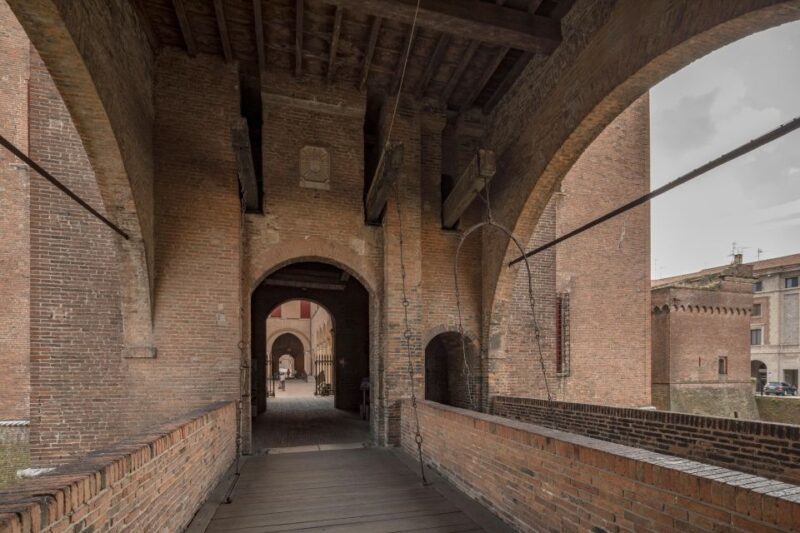 Ferrara: Estense Castle Guided Tour - Pricing Details