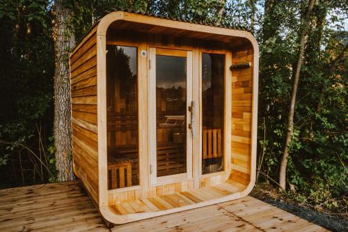 Finger Lakes Treehouse - Location and Nearby Attractions