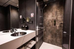 Flonk Hotel Groningen Zuid, BW Signature Collection - Amenities and Facilities