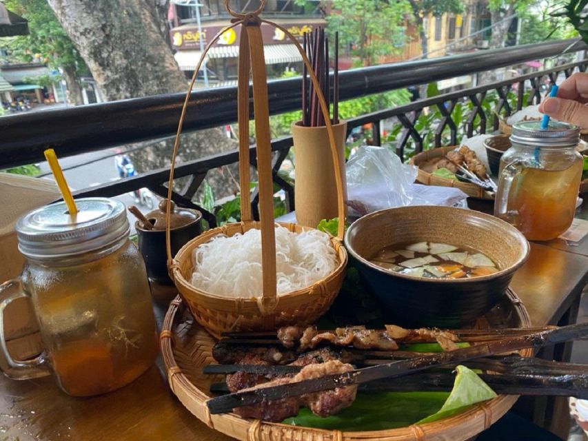 Food on Foot Tour Hanoi Small Group Daily Departure 18:00 - Itinerary Highlights