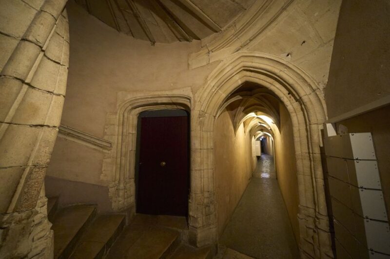 Food & Wine Tour, From the Vieux Lyon to Halles Bocuse - Itinerary Details