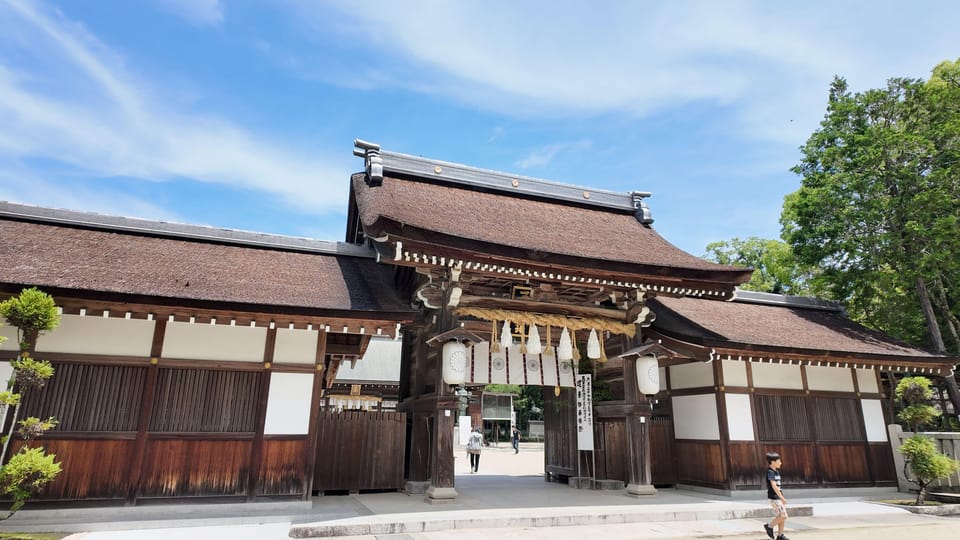 Formal Visit to Izanagi Shrine & Japanese Bento Lunch - Itinerary Breakdown