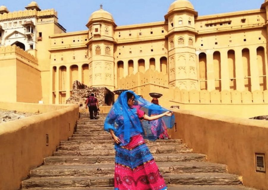 Forts & Palaces Tour of Jaipur Guided Tour With AC Car - Itinerary Highlights