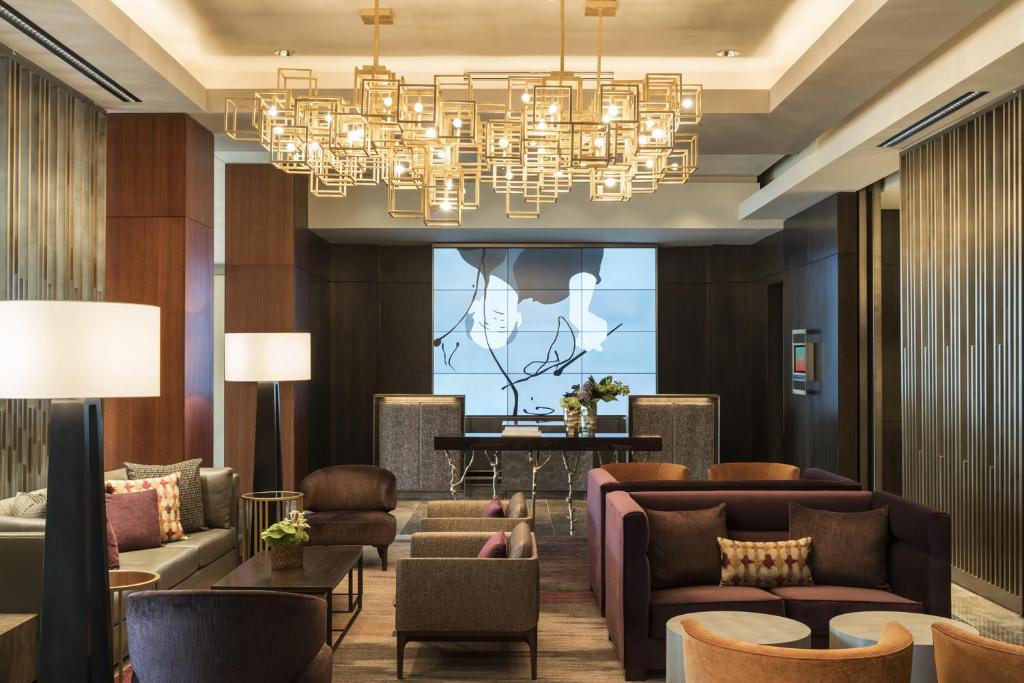 Four Seasons Hotel Silicon Valley at East Palo Alto Review