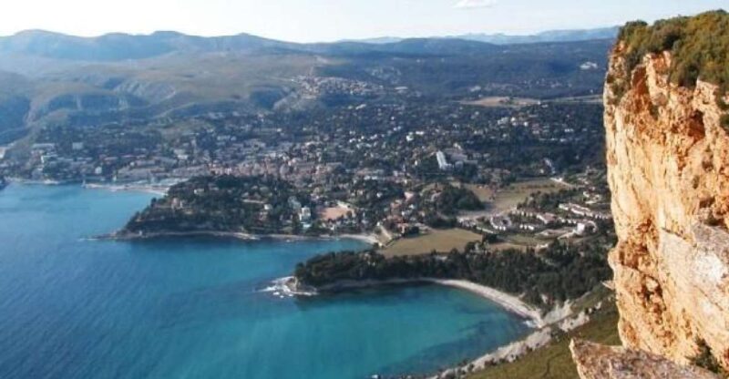 From Aix-En-Provence: Cassis Tour With Cap Canaille Stop - Itinerary Highlights