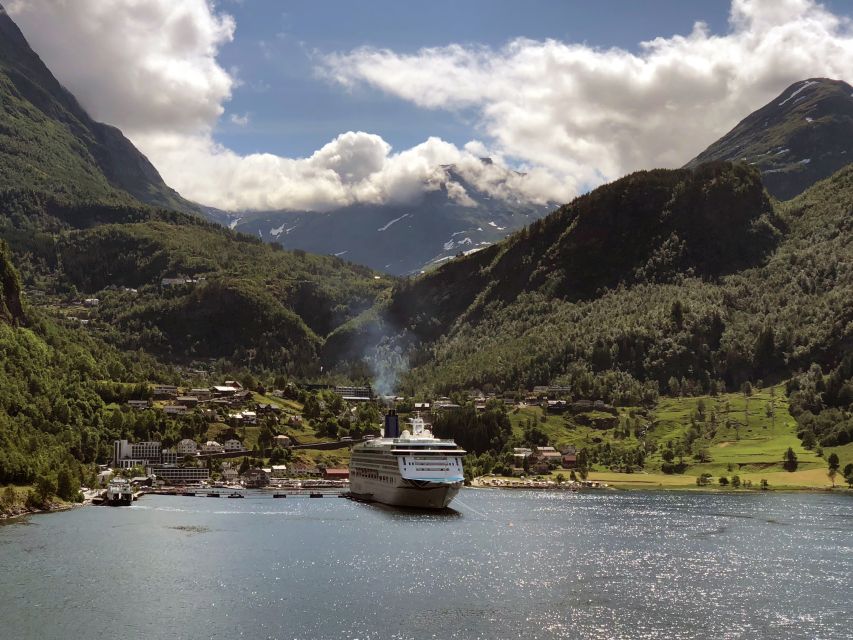 From Ålesund: Private Day Trip to Geirangerfjord - Itinerary Highlights