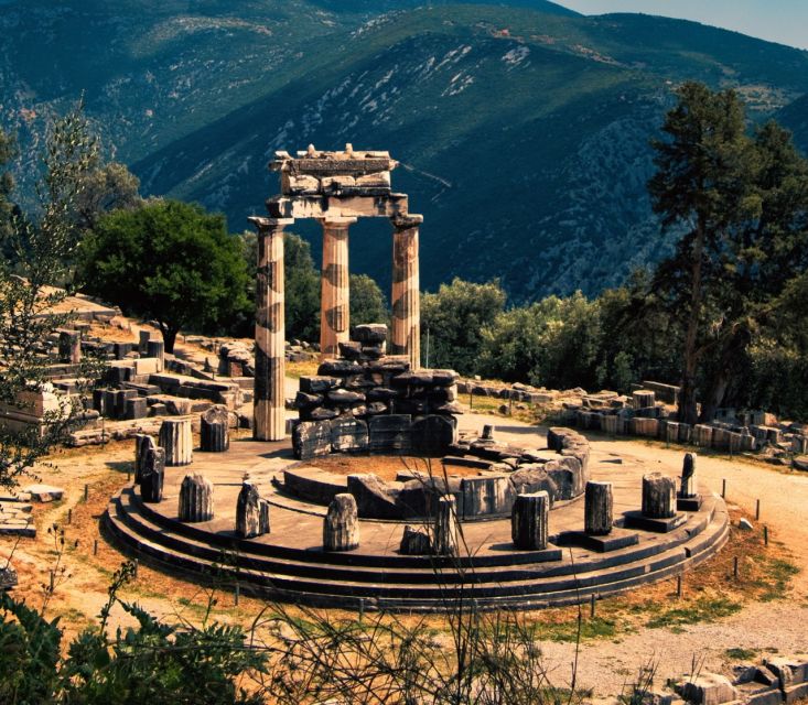 From Athens: Private Minibus Road Trip to Delphi - Comfort and Amenities Provided