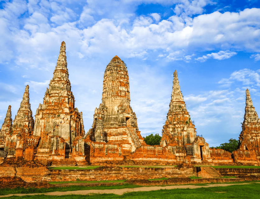 From Bangkok: Full-Day Guided Tour of Ayutthaya Ancient City - Itinerary Highlights