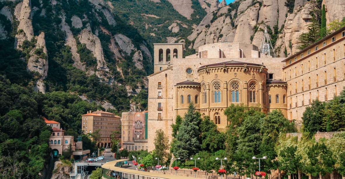 From Barcelona: Montserrat, Organic Winery Private Tour - Itinerary Highlights