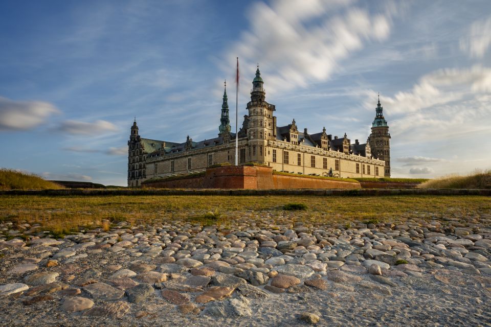 From Copenhagen: 4-hour Private Hamlet Castle Tour - Itinerary Details