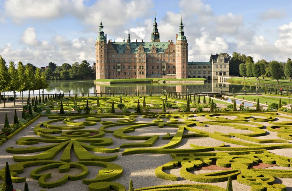 From Copenhagen: Private Frederiksborg Castle Tour - Itinerary and Transportation