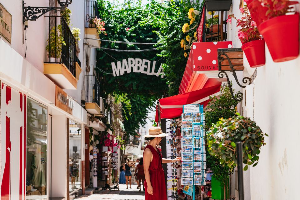 From Costa Del Sol: Mijas, Marbella and Puerto Banús Tour - Itinerary and Locations